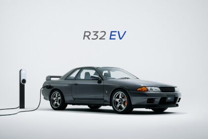 نيسان تقدم سيارة R32 GT-R الكهربائية كلياً في معرض طوكيو للسيارات 2025