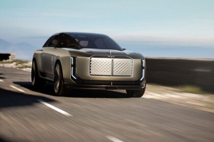 بنتلي EXP 15 رؤية كهربائية بالكامل لعصر جديد