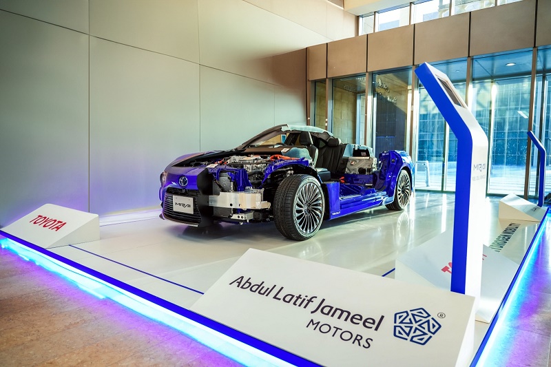 عبد اللطيف جميل وتويوتا: نجاح مشروع الهيدروجين بجامعة الأميرة نورة