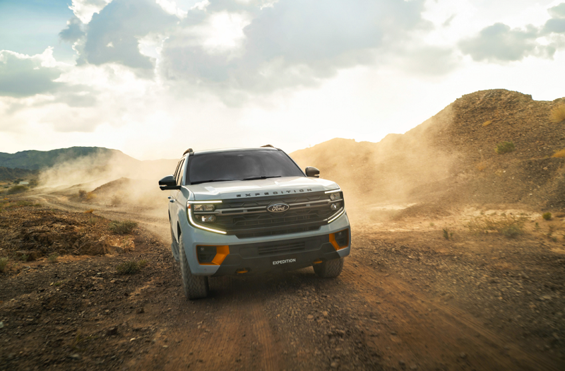 فورد إكسبيديشن الجديدة كليًا ريادة متجددة في عالم سيارات الدفع الرباعي الفاخرة