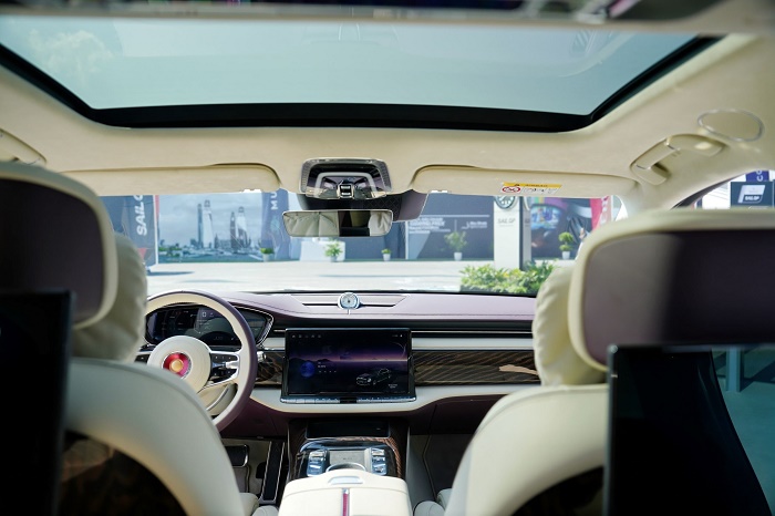 تحفة HONGQI الفاخرة GUOYA اندماج التراث الصيني والتقنية العالمية ينطلق من أبوظبي