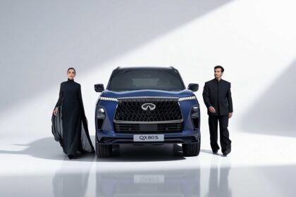 إنفينيتي تطلق QX60 وQX80 سبورت الجديدة حملة سينمائية تعلن أن الفخامة موقف