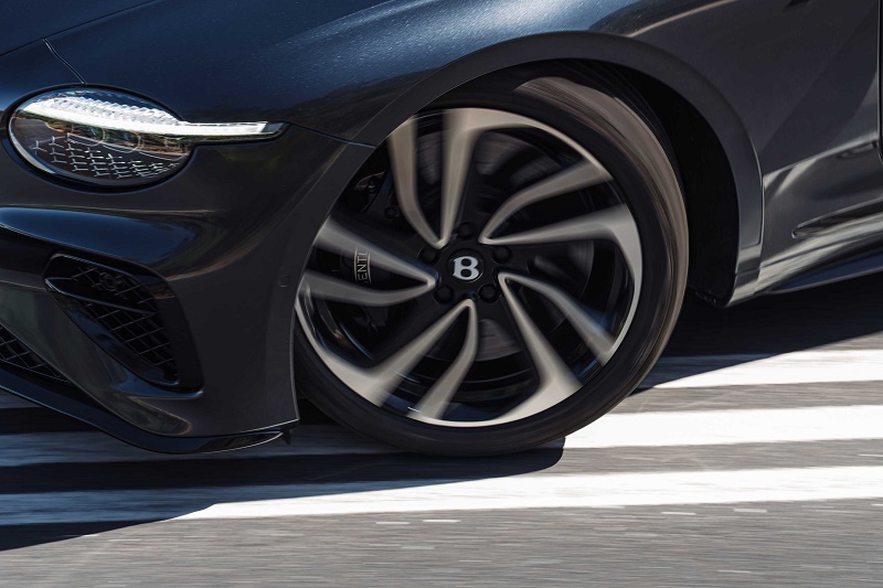 بنتلي كونتيننتال GT S الجديدة حينما تتفوق التكنولوجيا الهجينة على قوة الـ W12